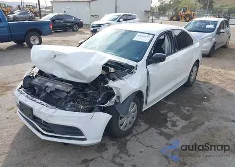 2016 Volkswagen Jetta 1.4T S z USA, uszkodzony, nr VIN 3VW167AJ2GM402545
